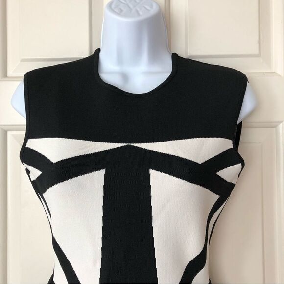 BCBG MaxAzria Caprice Geometric Peplum Jacquard Dress - Picture 3 of 16